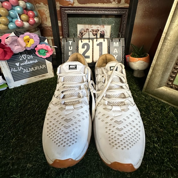 Size 8 Nike Fingertrap Max White - Picture 1 of 7